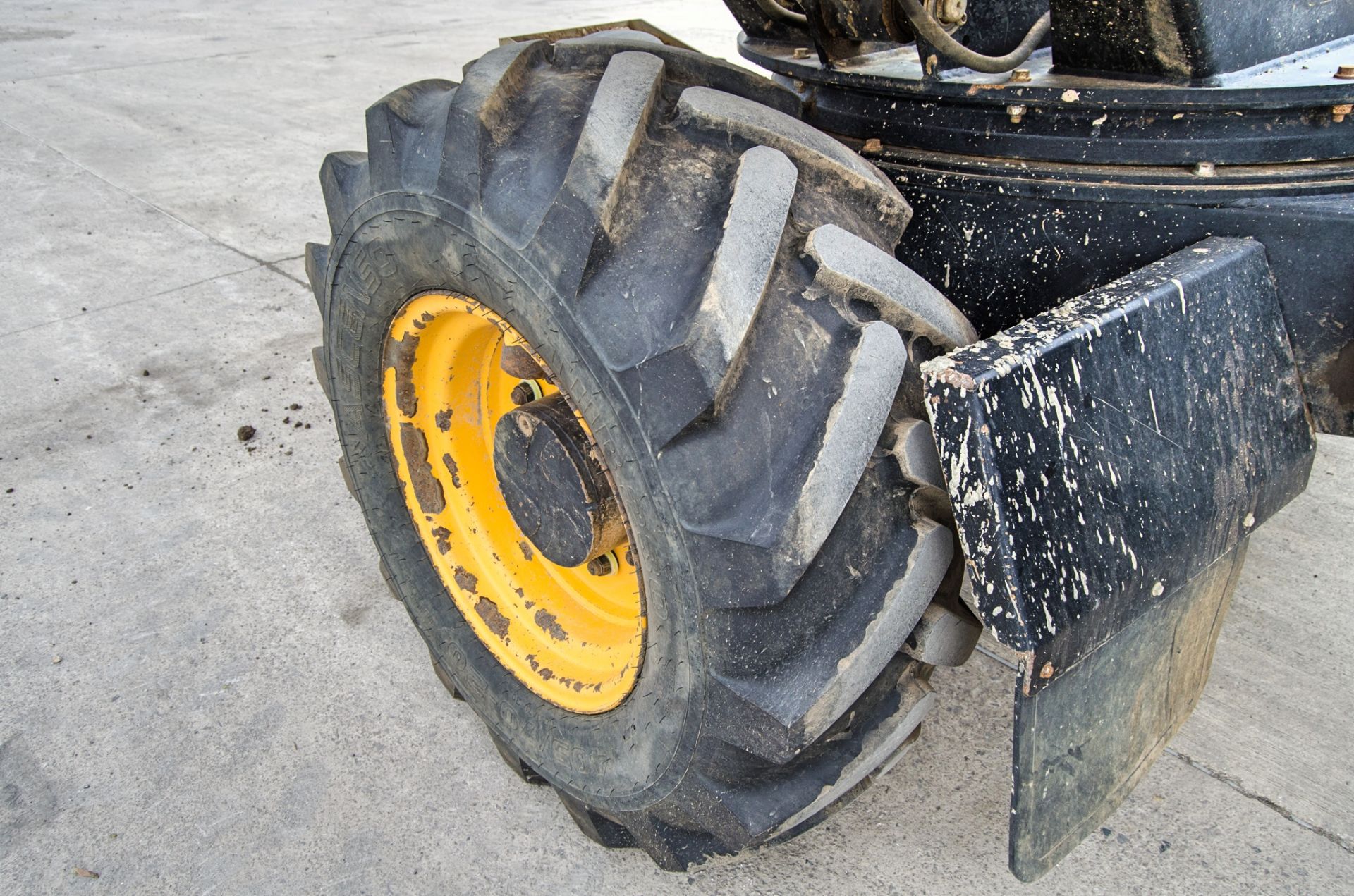 JCB 6 tonne swivel skip dumper Year: 2016 S/N: EGGRL0378 Recorded Hours: 1629 A727201 - Image 13 of 22