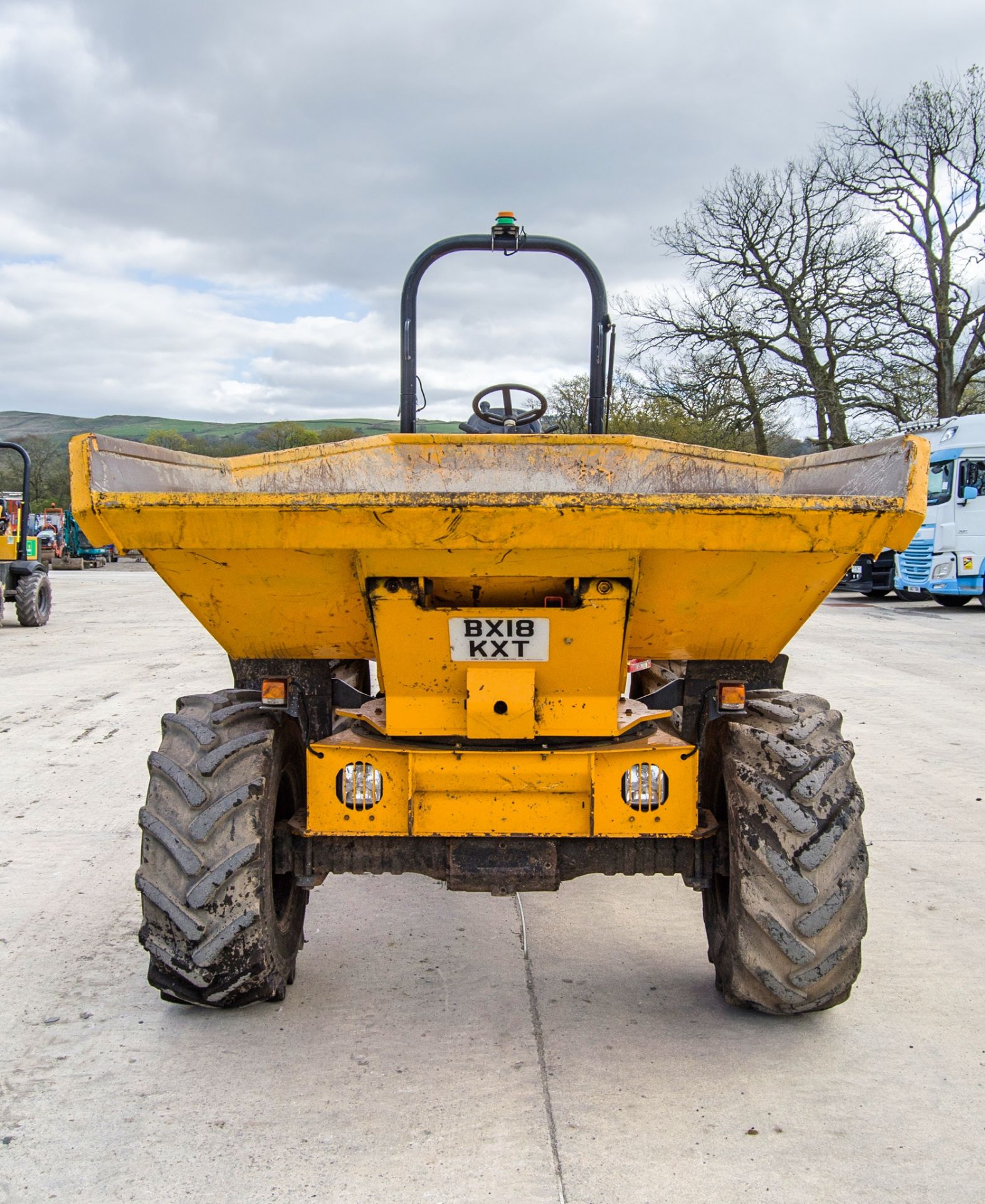 Thwaites 6 tonne swivel skip dumper Year: 2018 S/N: 1803E1456 Recorded hours: 1817 06DS0074 - Image 5 of 21