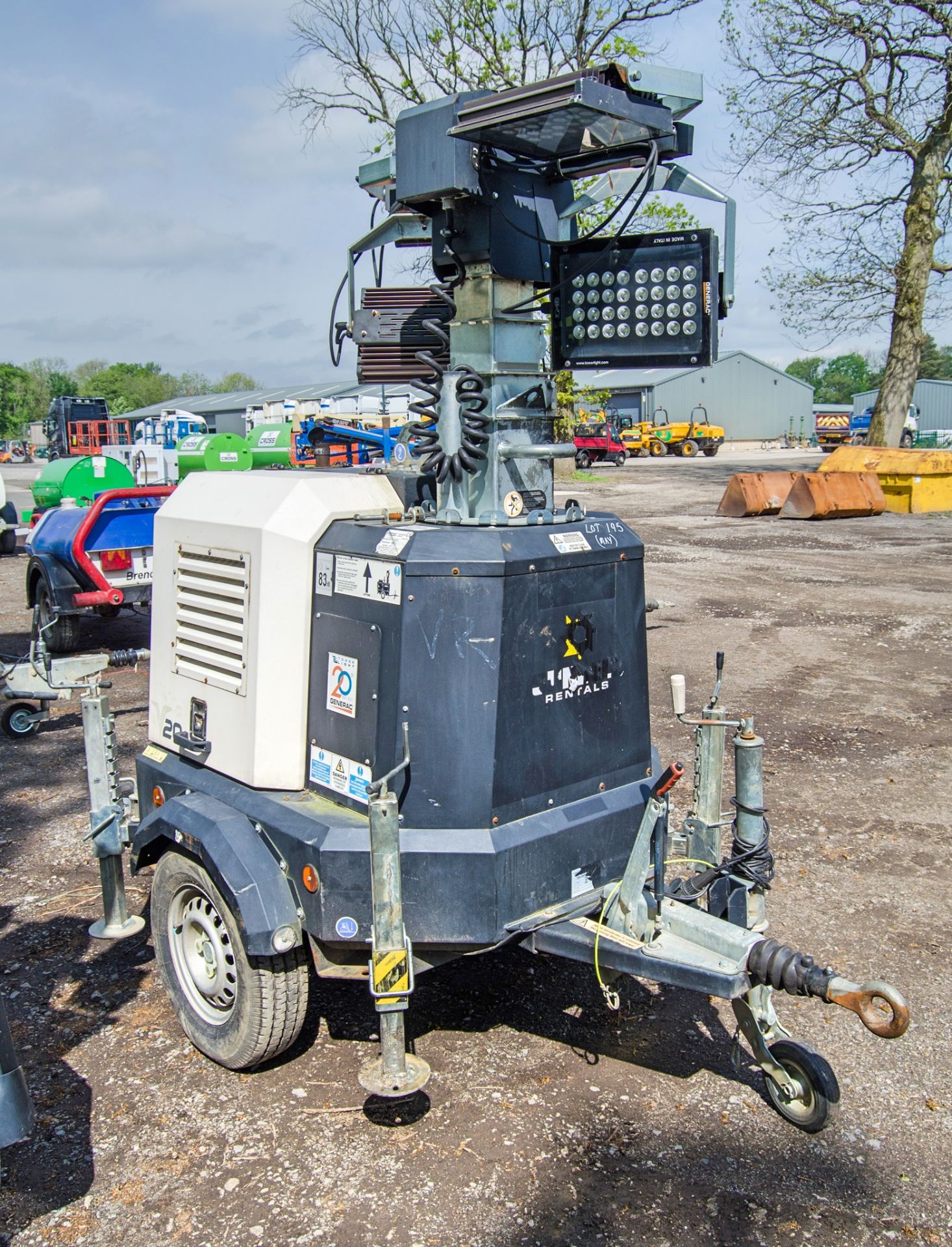 Generac V20 diesel driven 4-head LED fast tow mobile lighting tower Year: 2017 S/N: 1705273 Recorded - Image 2 of 12