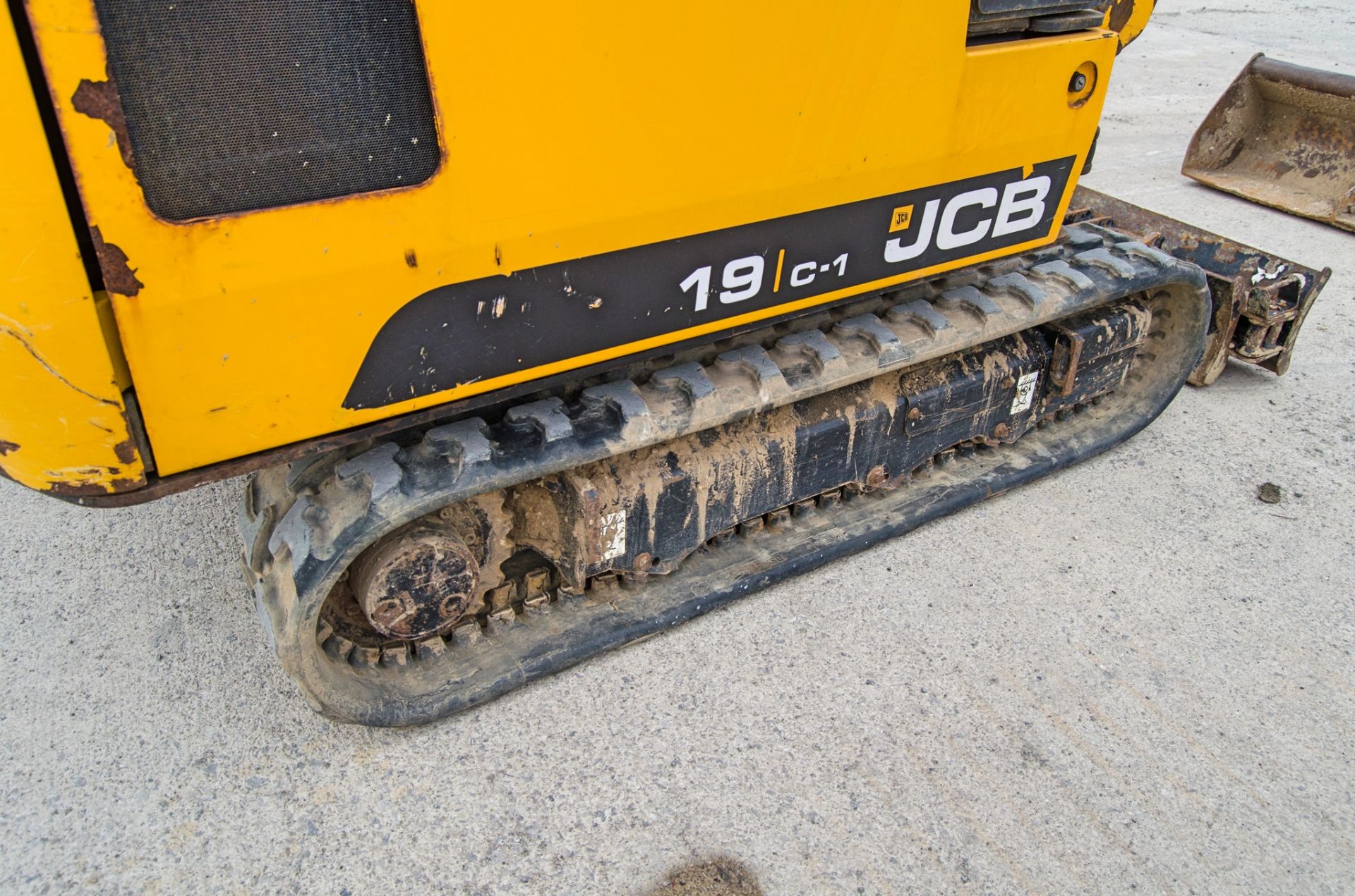 JCB 19 C-1 1.9 tonne rubber tracked mini excavator Year: 2017 S/N: 2494021 Recorded Hours: 1063 - Image 9 of 26