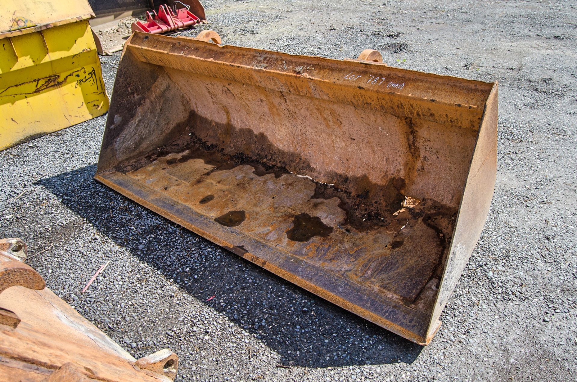 7ft telescopic handler bucket