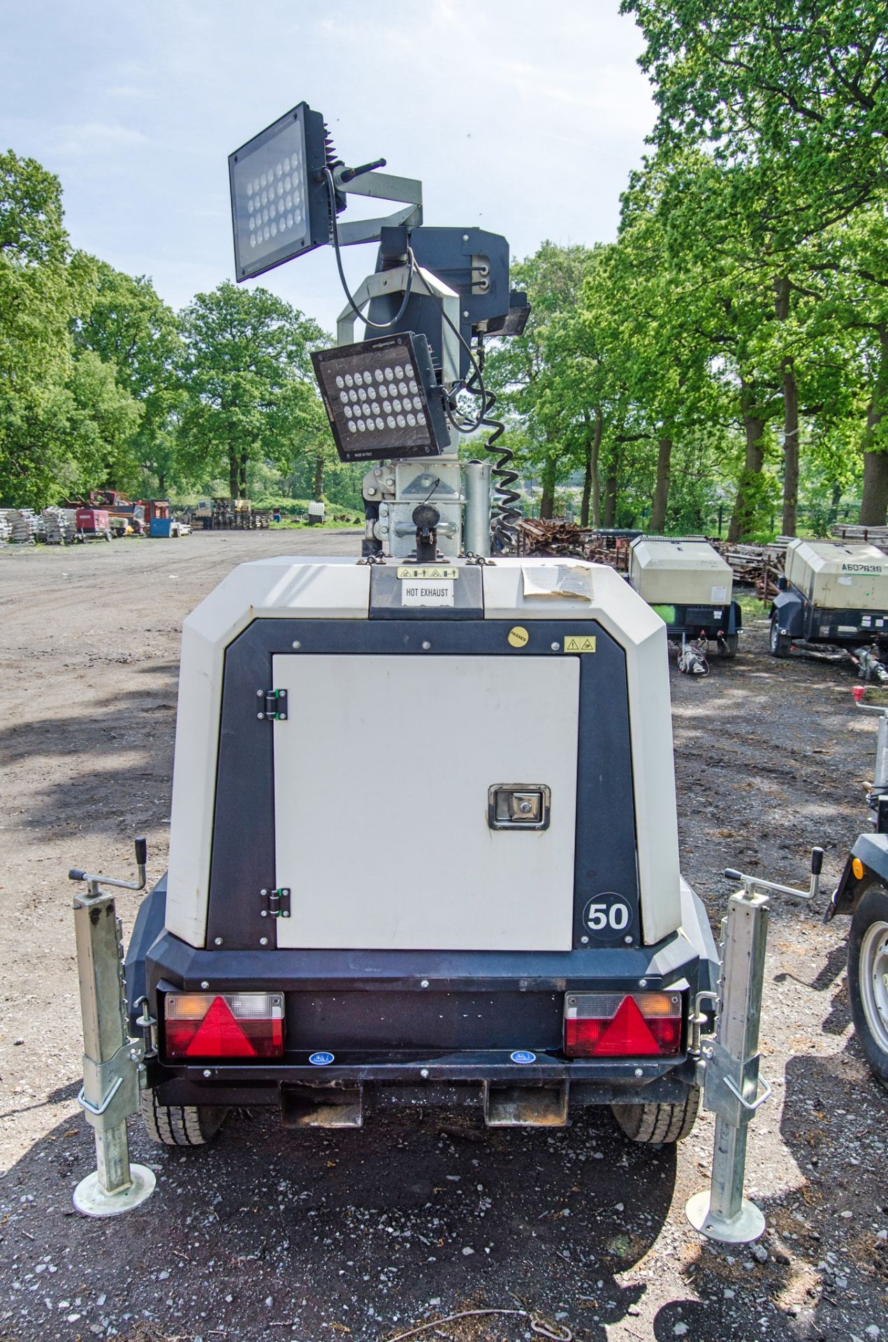 Generac V20 diesel driven 4-head LED fast tow mobile lighting tower Year: 2017 S/N: 1705273 Recorded - Image 8 of 12