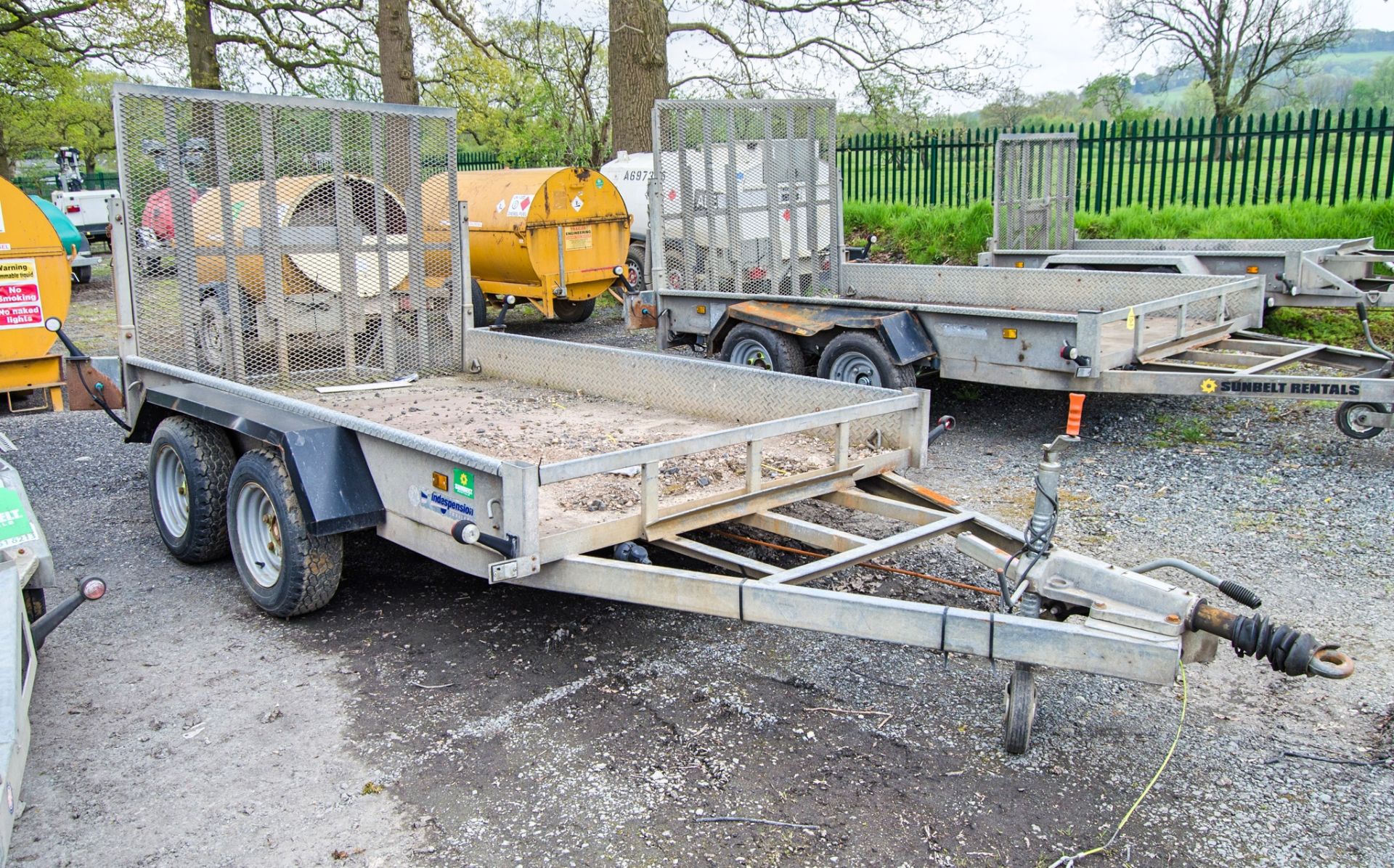 Indespension 10ft x 6ft tandem axle plant trailer S/N: 128375 A1083259 ** 1 hub bent & 2 tyres - Image 2 of 7