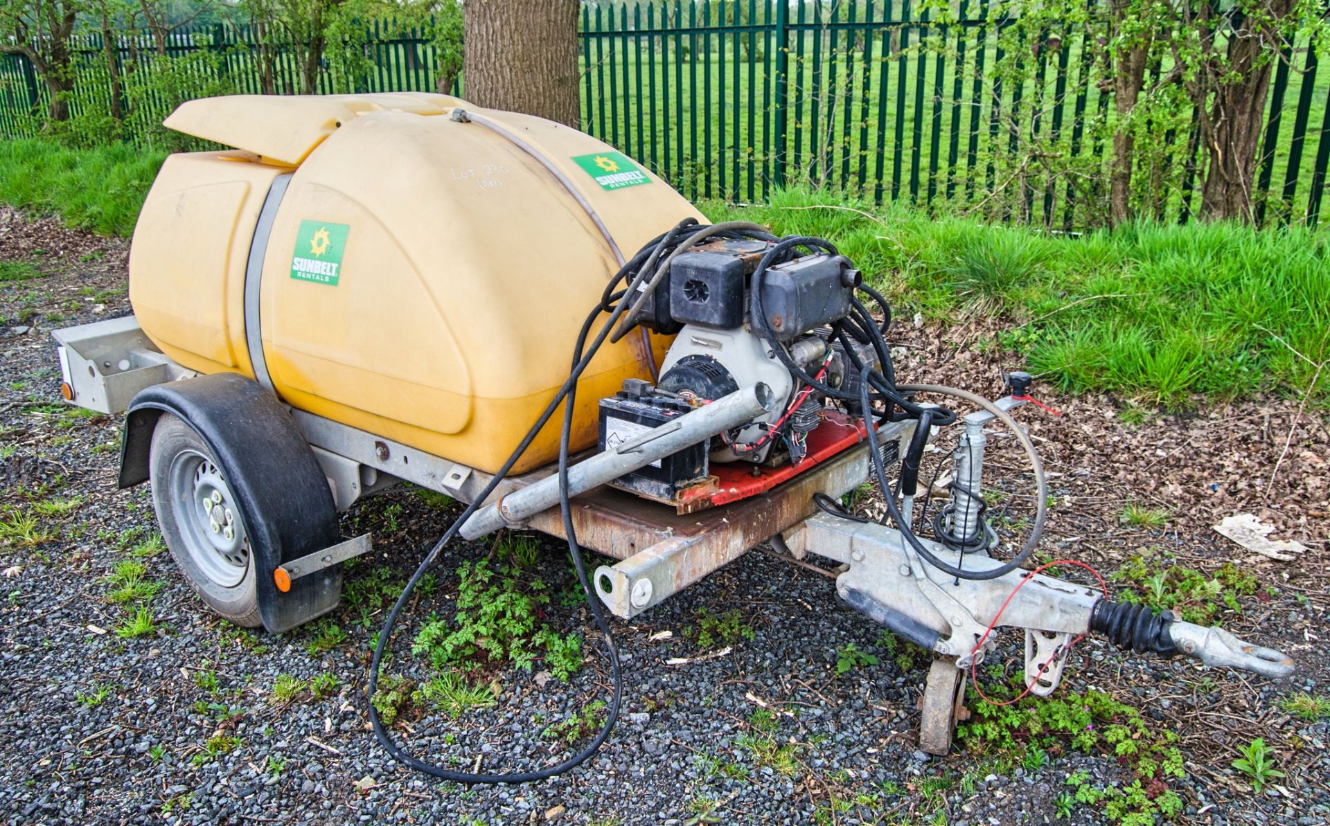 Western diesel driven fast tow mobile pressure washer bowser A938739 ** No lance ** - Image 2 of 7