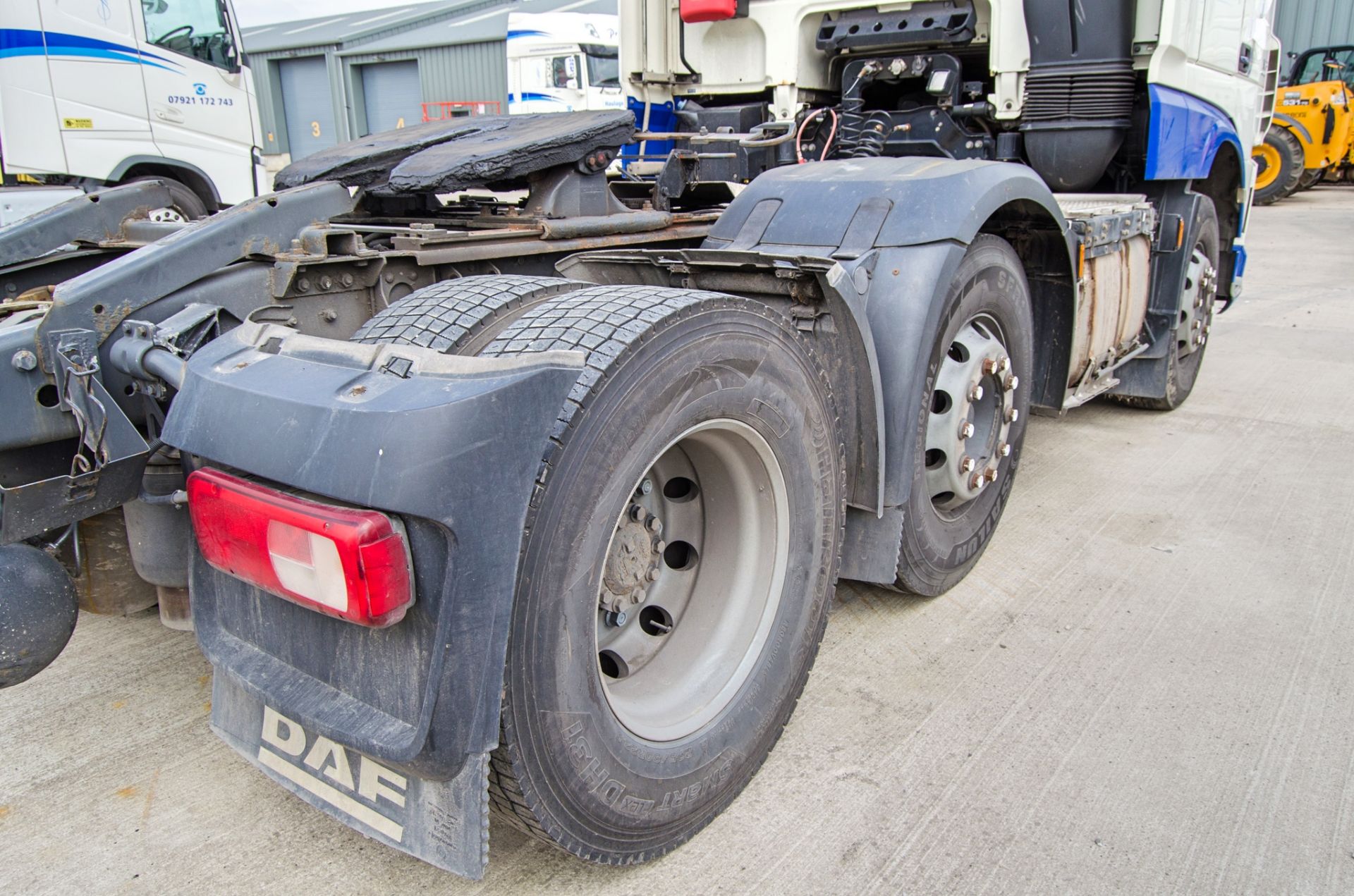 DAF XF 460 Euro 6 6x2 tractor unit Registration Number: EY64 TGF Date of Registration: 24/09/2014 - Image 11 of 31