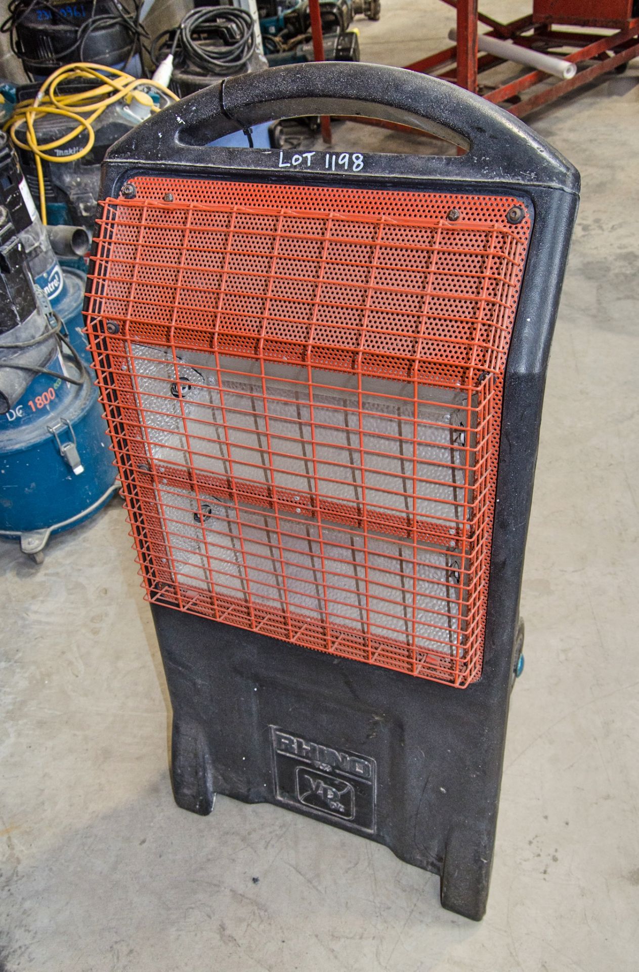 Rhino TQ3 240v infrared heater ** No tubes **
