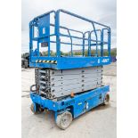 Genie GS4047 battery electric scissor lift access platform Year: 2014 S/N: C-1713 Recorded Hours: