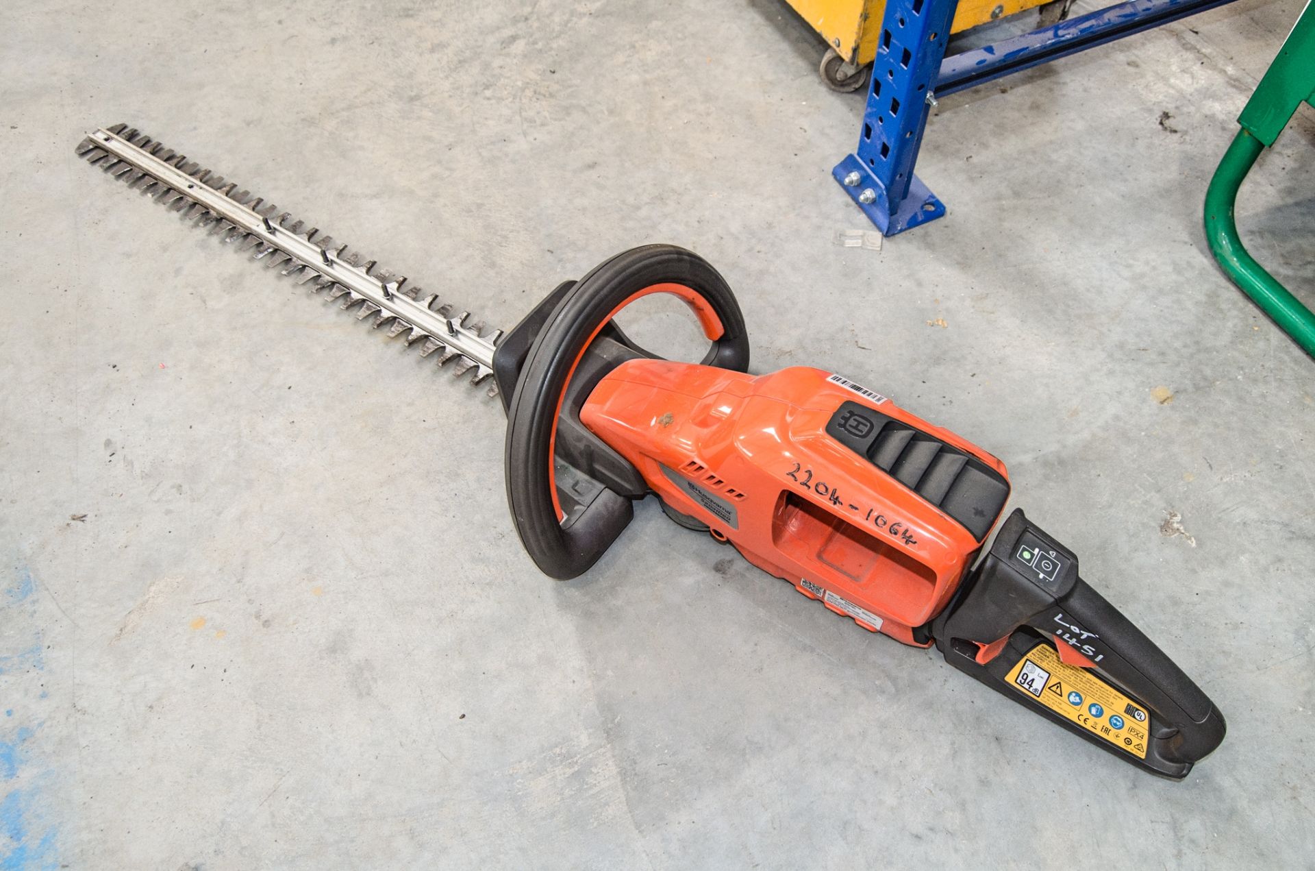 Husqvarna 520iHD60 battery electric hedge trimmer ** No battery or charger 22041064