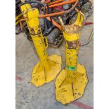 Pair of cable drum stands A720255