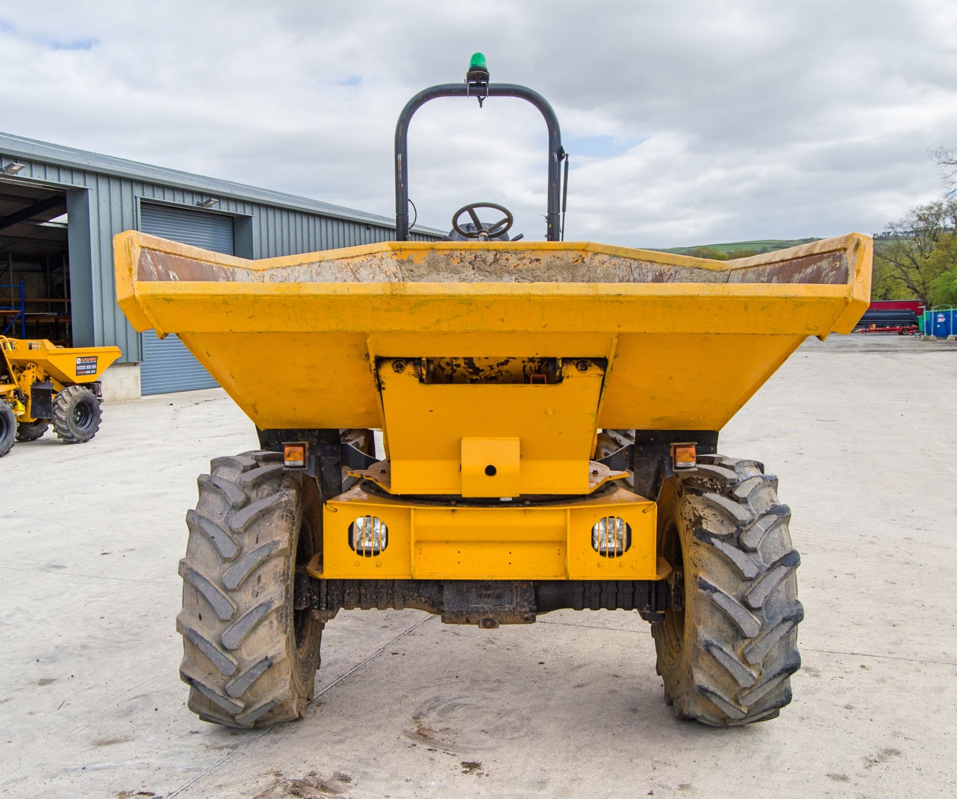 Thwaites 6 tonne swivel skip dumper Year: 2017 S/N: 1701E0114 Recorded Hours: 2033 06DS0030 - Image 5 of 21