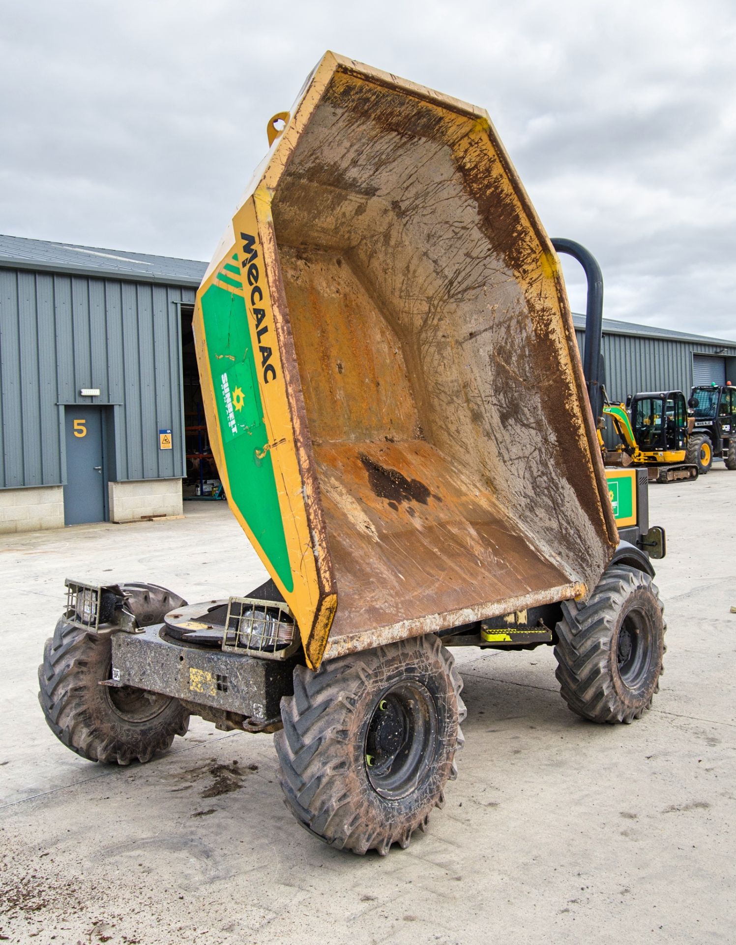 Mecalac 3 tonne swivel skip dumper Year: 2018 S/N: EJAPB6123 Recorded Hours: 911 c/w V5C - Image 9 of 21