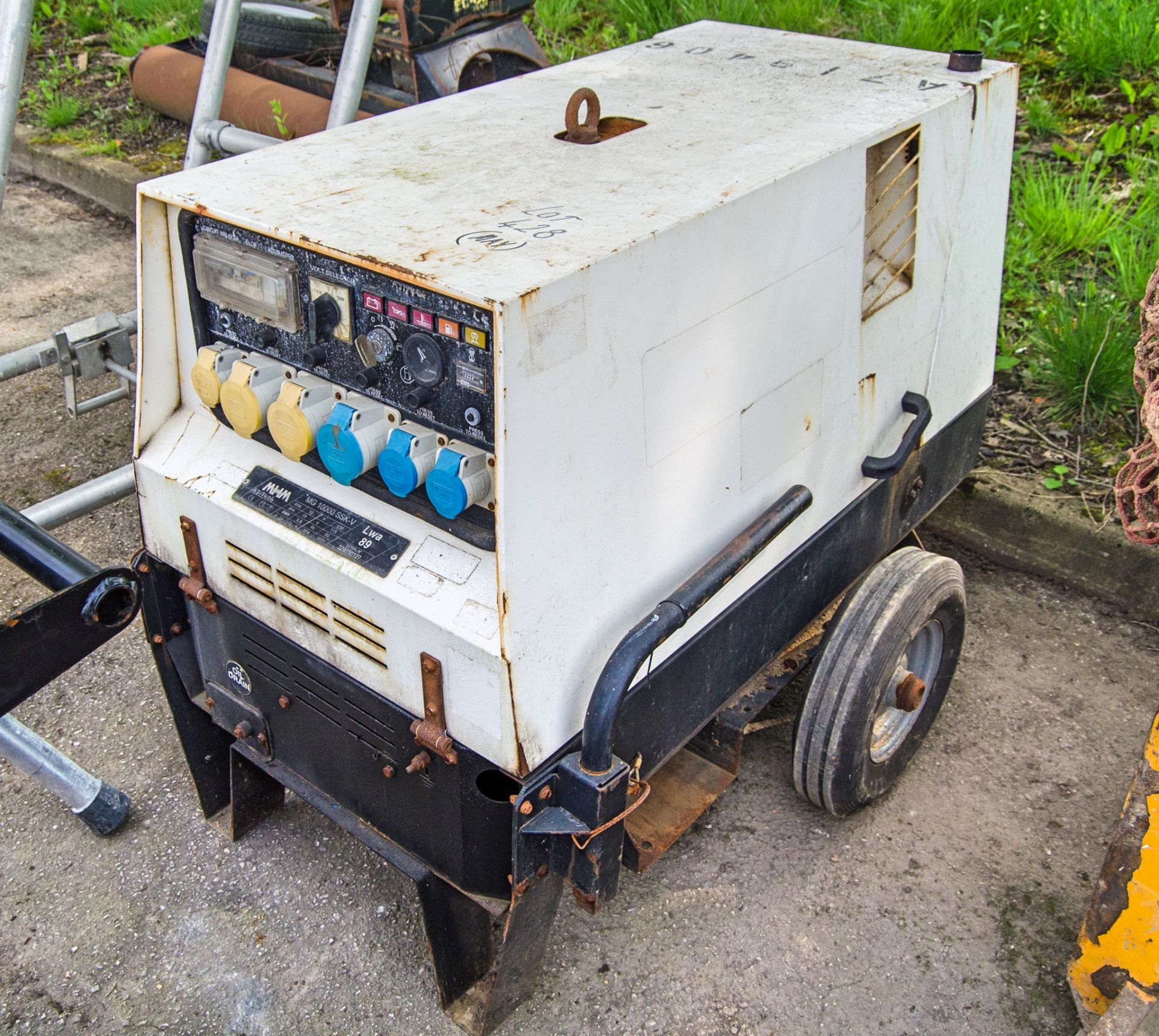 MHM MG1000 SSK-V 10 kva diesel driven generator S/N: 229150127 Recorded hours: 1867 A719406