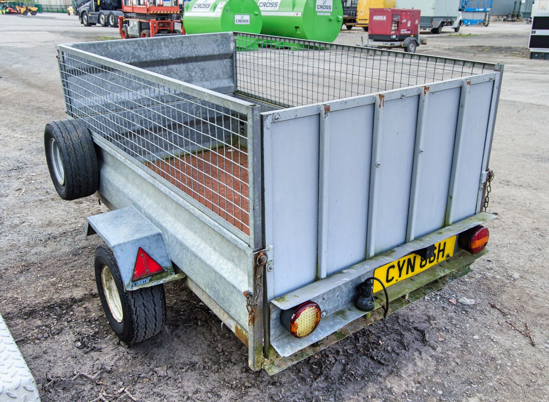 7ft x 4ft single axle trailer ** No VAT on hammer price but VAT will be charged on the buyers - Image 4 of 7