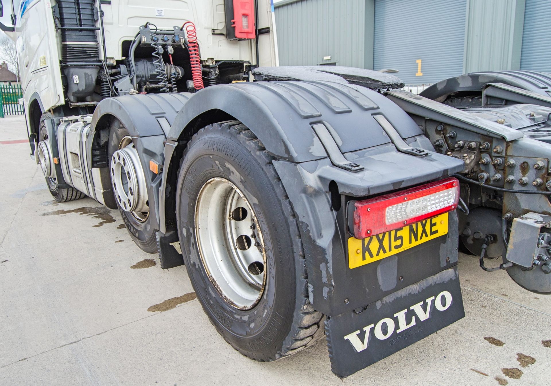 Volvo FH 6x2 tractor unit Registration Number: KX15 NXE Date of Registration: 10/04/2015 MOT - Bild 15 aus 38