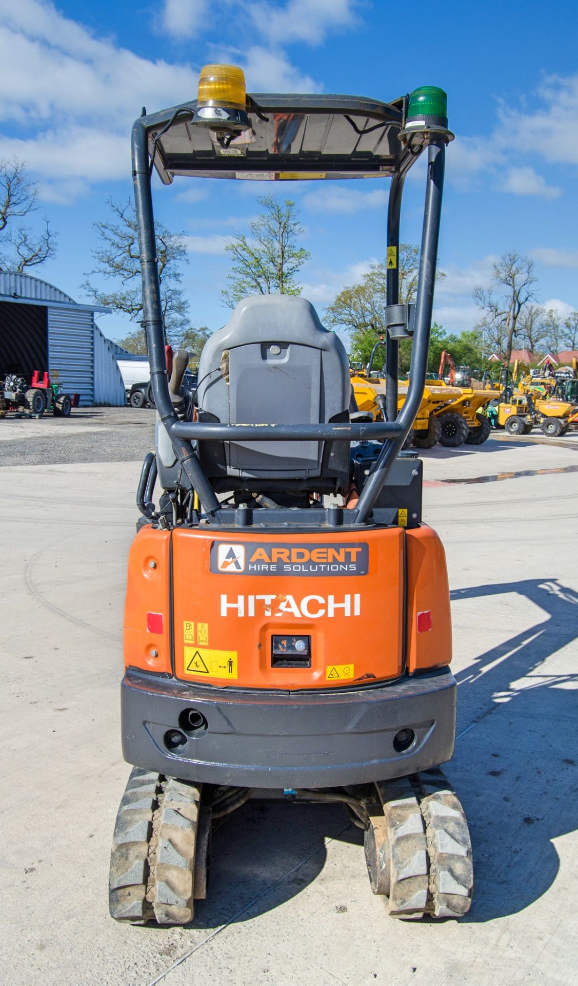 Hitachi Zaxis 19U 1.9 tonne rubber tracked mini excavator Year: 2018 S/N: 22833 Recorded Hours: - Image 6 of 26