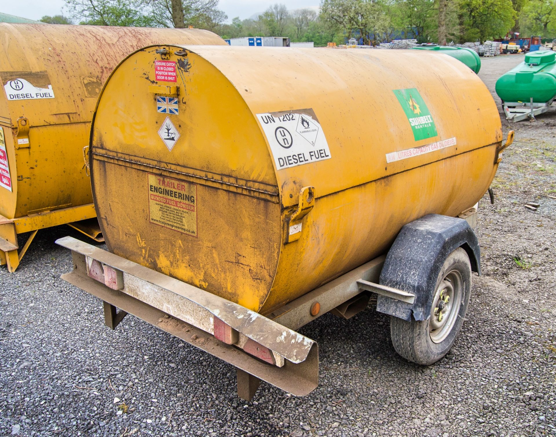 Trailer Engineering 950 litre single axle fast tow mobile bunded fuel bowser c/w manual pump, - Image 3 of 7