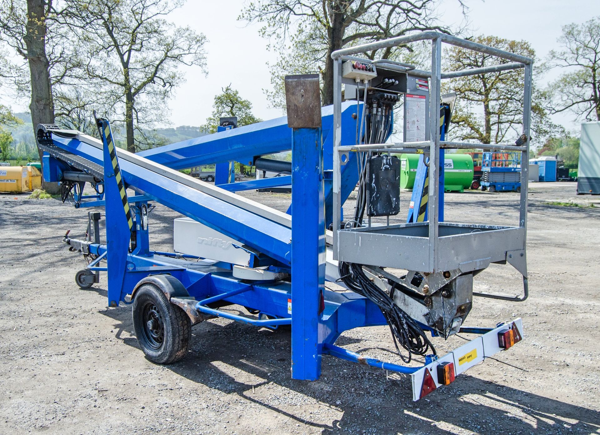 Nifty 170 HPE battery electric/petrol fast tow mobile articulated boom lift access platform Year: - Image 4 of 17