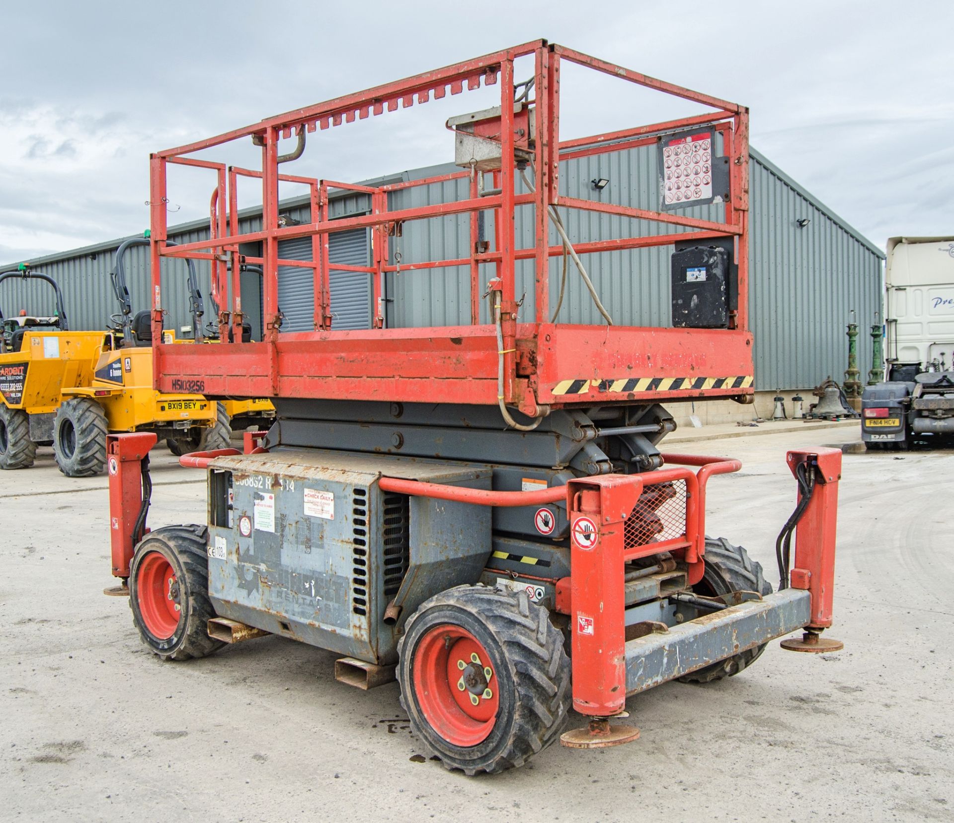 Skyjack SJ6823RT diesel driven 4 wheel drive scissor lift access platform Year: 2014 S/N: 37005216 - Image 4 of 13