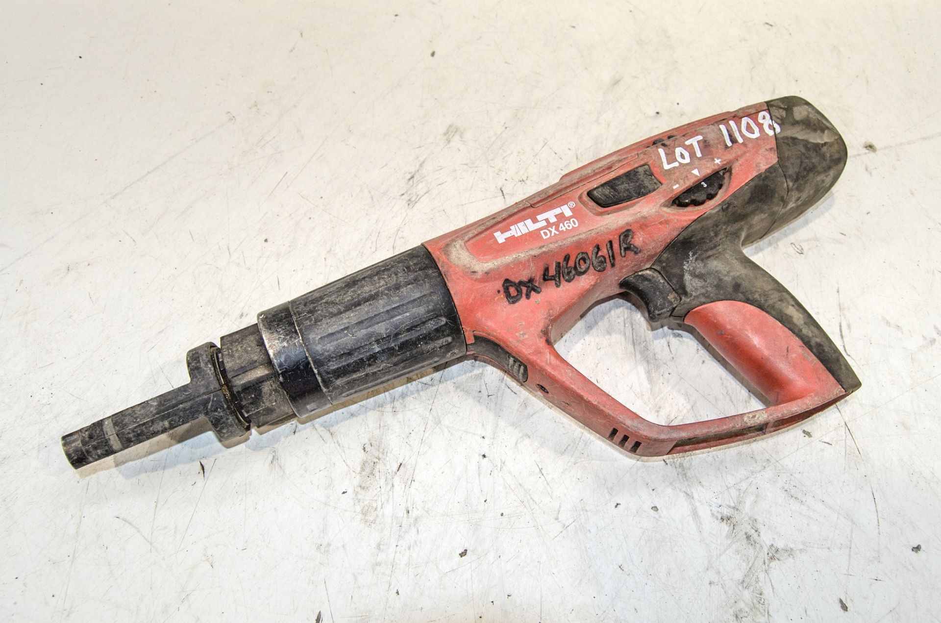 Hilti DX460 nail gun DX46061R