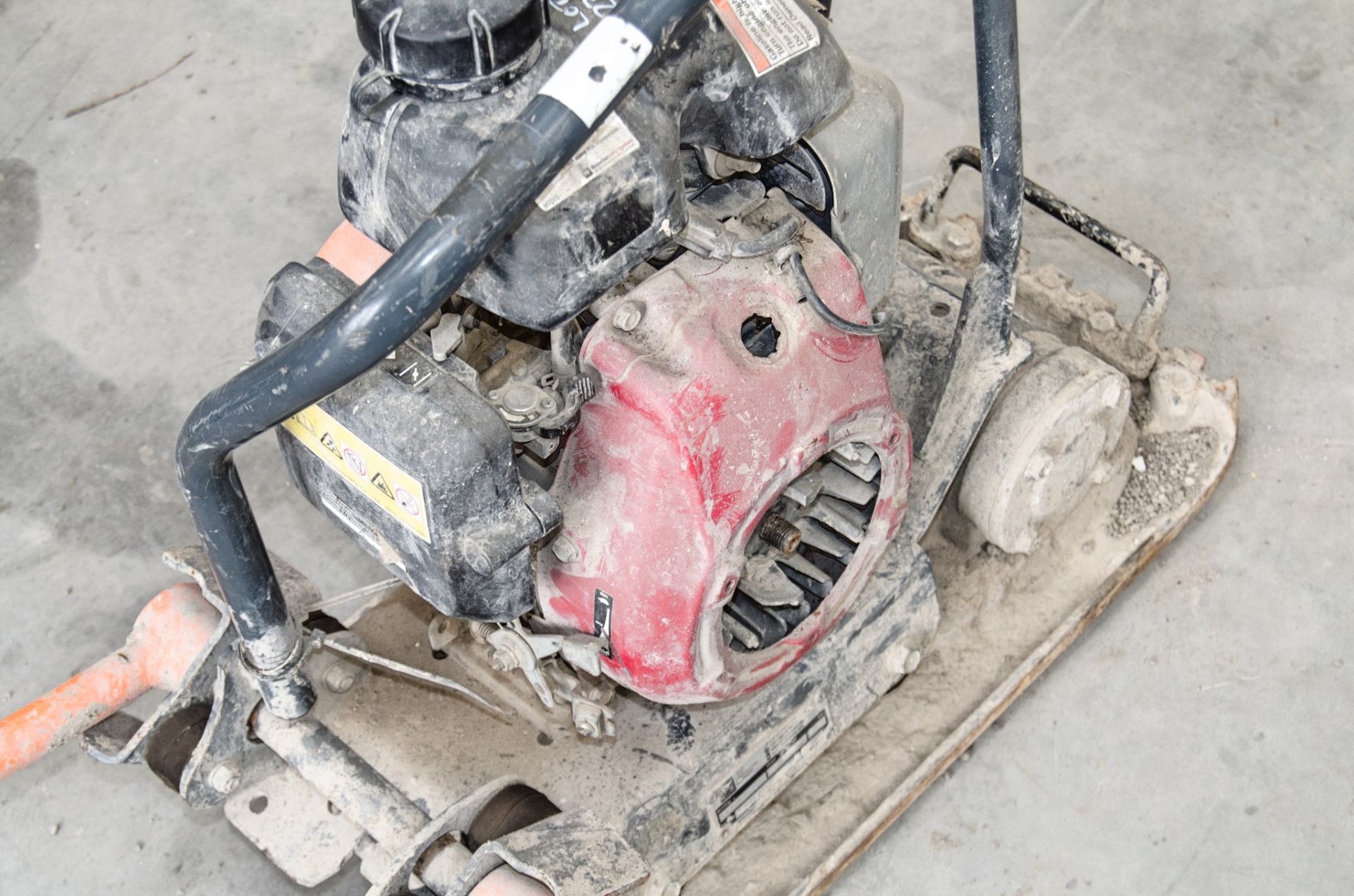 Belle LC3260 petrol driven compactor plate ** Pull cord assembly missing ** - Image 3 of 3
