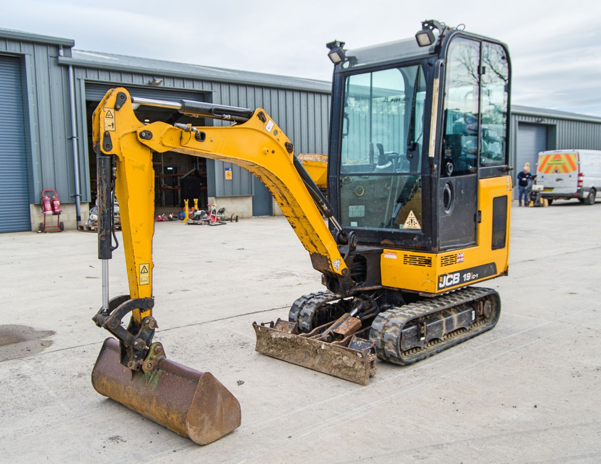 JCB 19 C-1 1.9 tonne rubber tracked mini excavator Year: 2017 S/N: 2494021 Recorded Hours: 1063