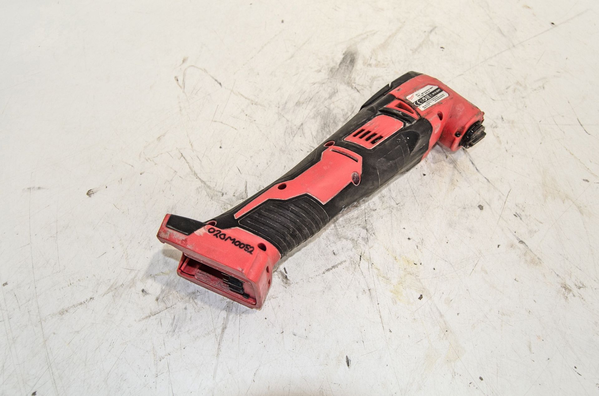 Milwaukee M18 BMT 18v cordless multi tool ** No battery or charger ** 020M0052 - Image 2 of 2