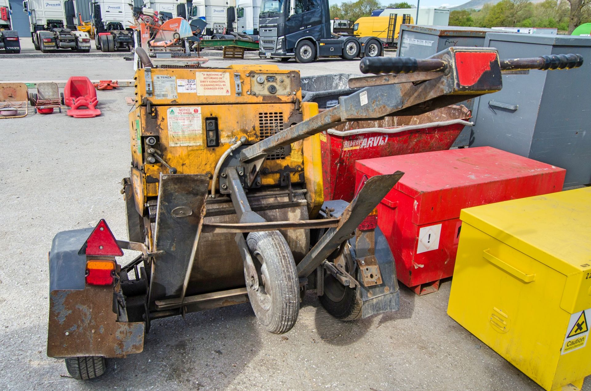 Terex MBR71 diesel driven pedestrian roller/breaker Year: 2015 S/N: EF9PM0523 c/w trailer A681549/ - Bild 4 aus 6