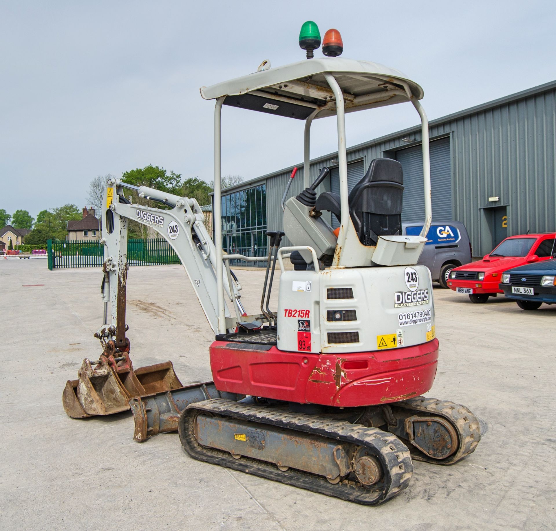 Takeuchi TB215R 1.5 tonne rubber tracked mini excavator Year: 2019 S/N: 215003029 Recorded Hours: - Image 4 of 26