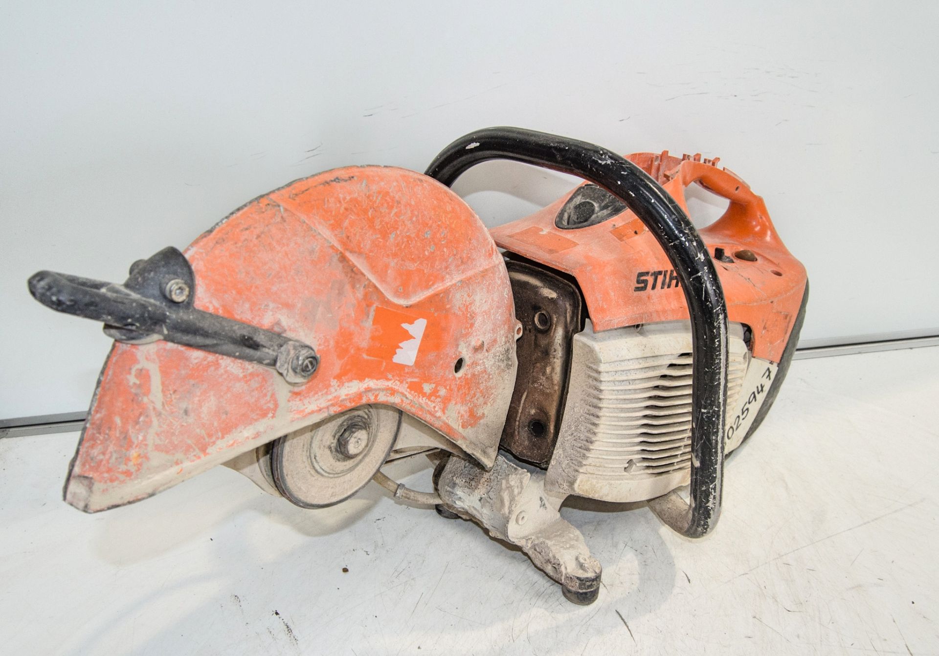 Stihl TS410 petrol driven cut off saw ** Pull cord assembly and handle parts missing ** 19025947
