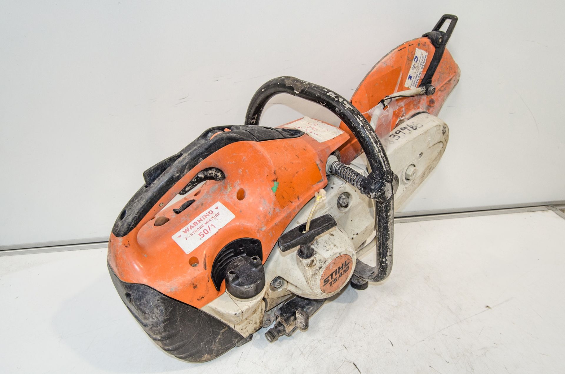 Stihl TS410 petrol driven cut off saw A983996 - Image 2 of 2