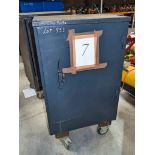 Steel tool cabinet c/w keys TVW548R