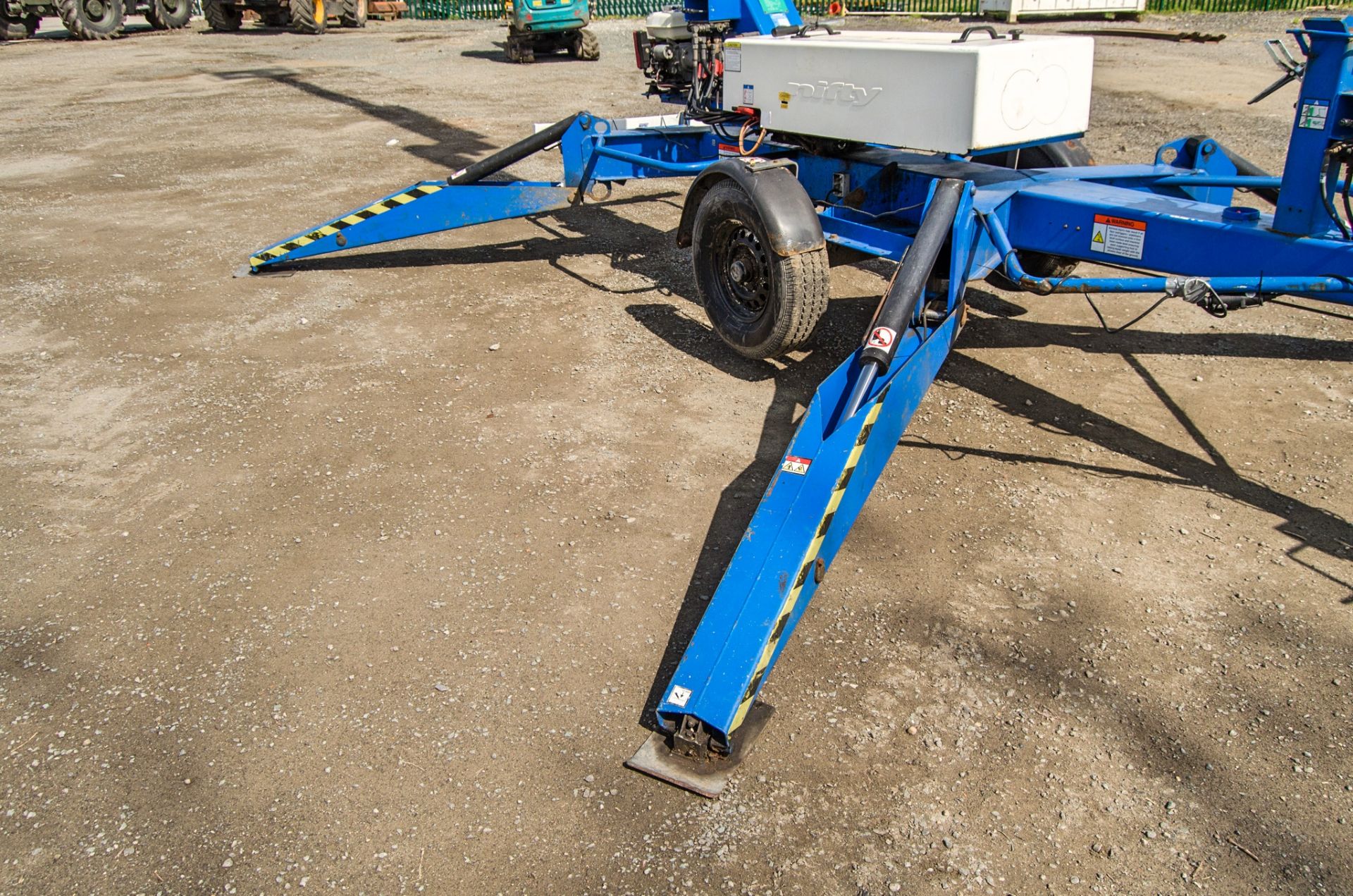 Nifty 170 HPE battery electric/petrol fast tow mobile articulated boom lift access platform Year: - Image 11 of 17