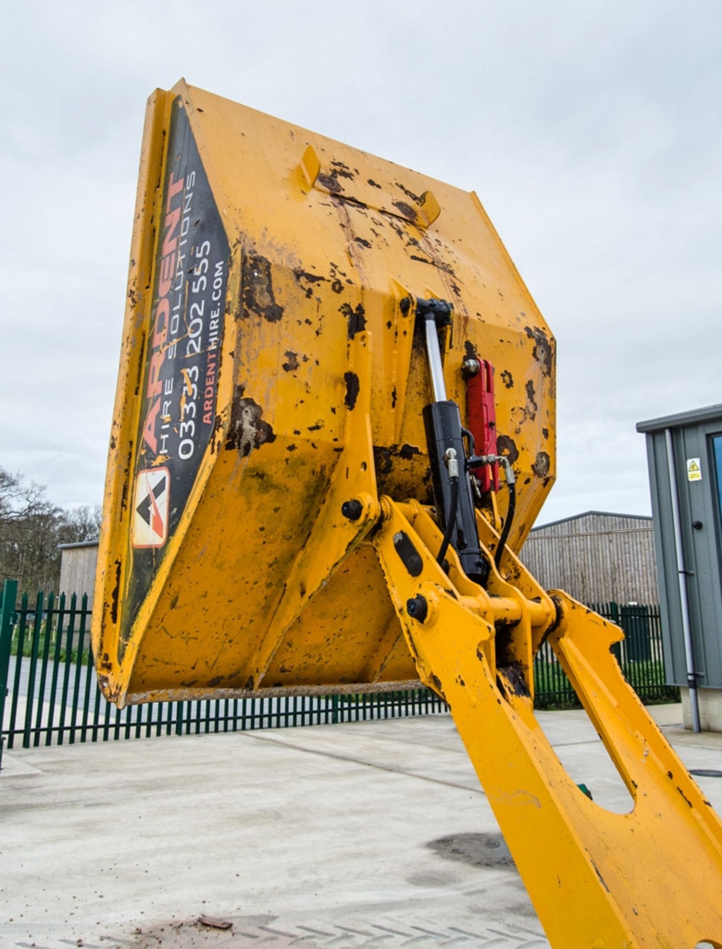 Thwaites 1 tonne hi-tip dumper Year: 2018 S/N: 1817E1426 Recorded Hours: 1182 01DU0042 - Image 10 of 23