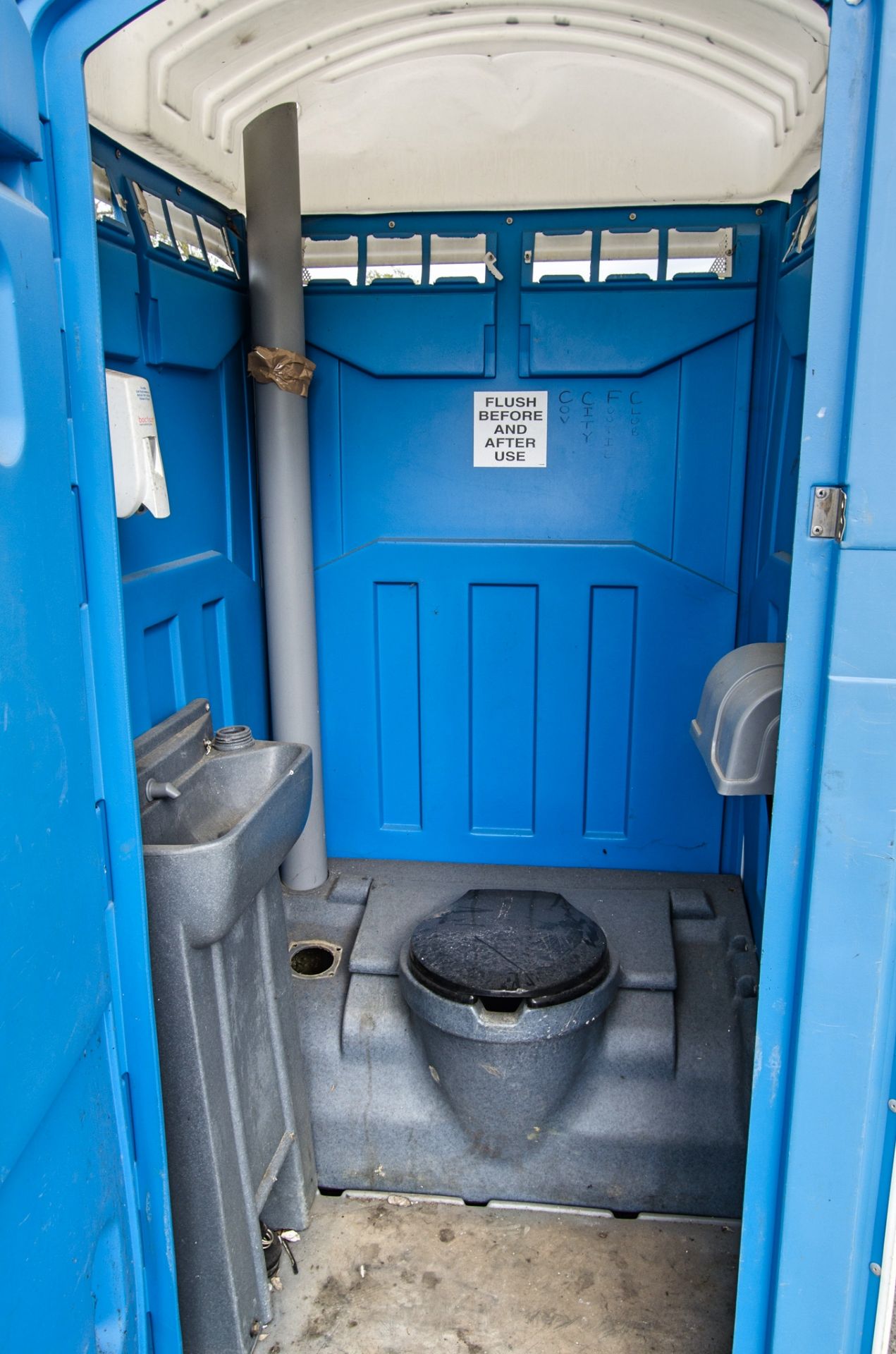 Portable toilet 19127027 - Image 3 of 3