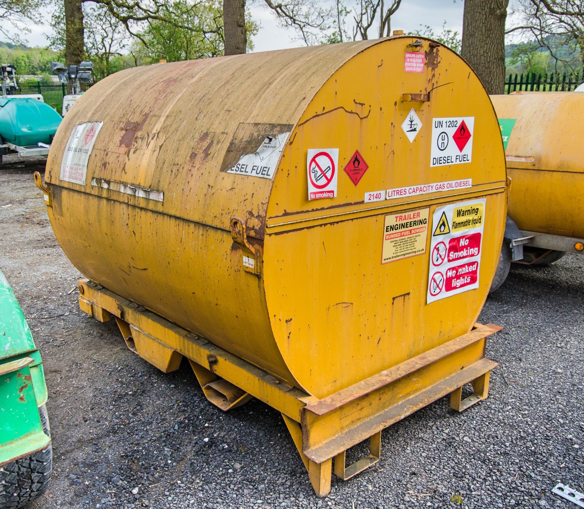 Trailer Engineering 2140 litre static bunded fuel bowser A641329 ** No delivery pump or nozzle ** - Image 4 of 5