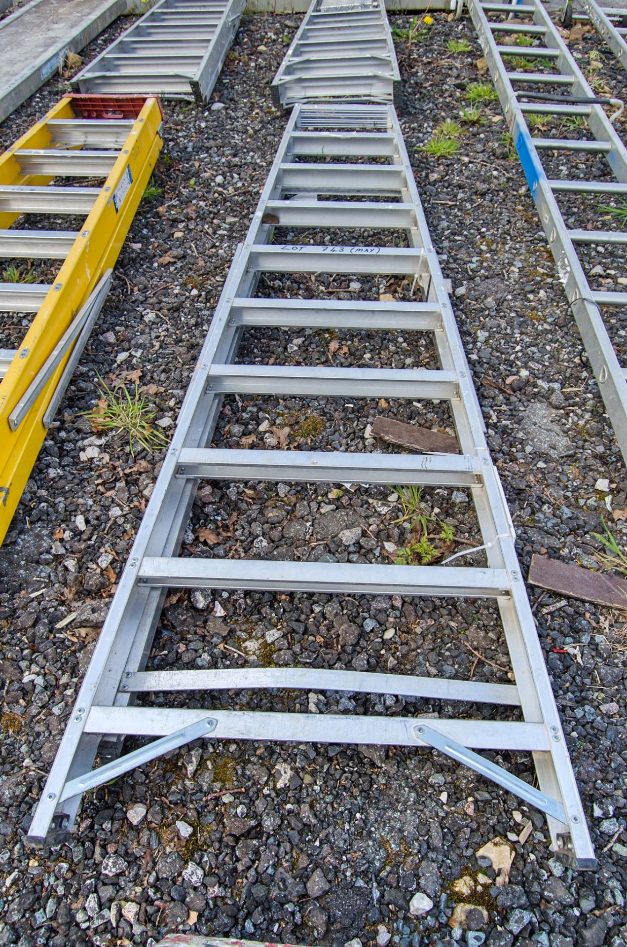 10 tread aluminium step ladder 2204LF1761
