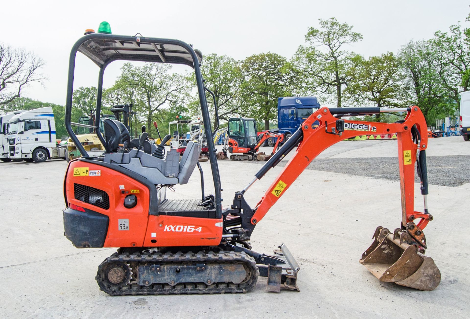 Kubota KX016-4 1.5 tonne rubber tracked mini excavator Year: 2020 S/N: LZH71128 Recorded Hours: 1130 - Image 8 of 26