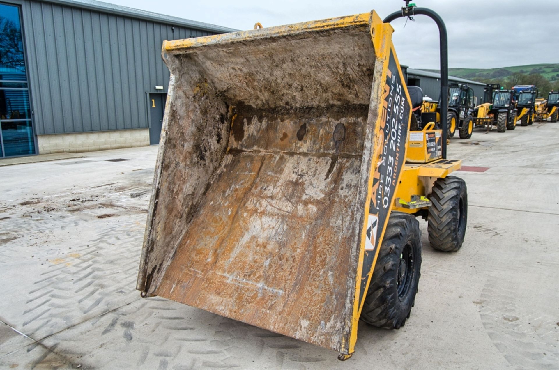Thwaites 3 tonne straight skip dumper Year: 2019 S/N: 915E5292 Recorded Hours: 27 (Clock faulty) - Image 10 of 22