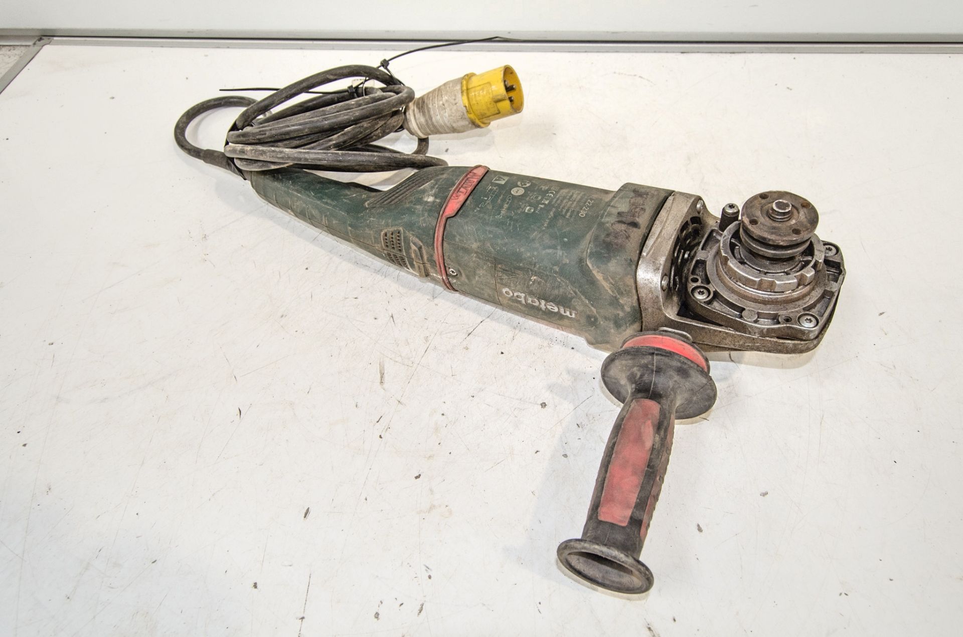 Metabo 110v angle grinder 30983 - Image 2 of 2