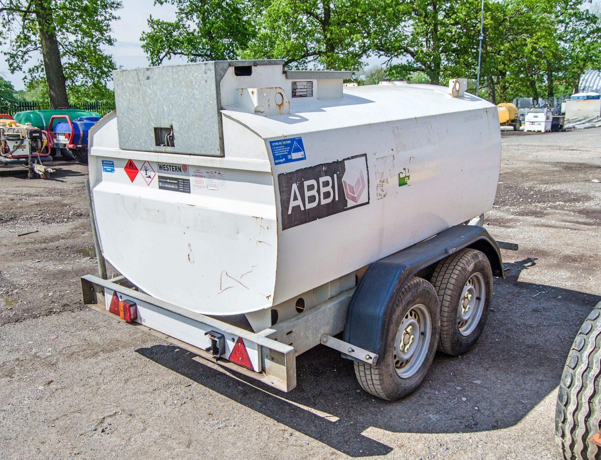 Western Abbi 2000 litre tandem axle fast tow mobile fuel bowser c/w manual pump, delivery hose & - Image 6 of 14