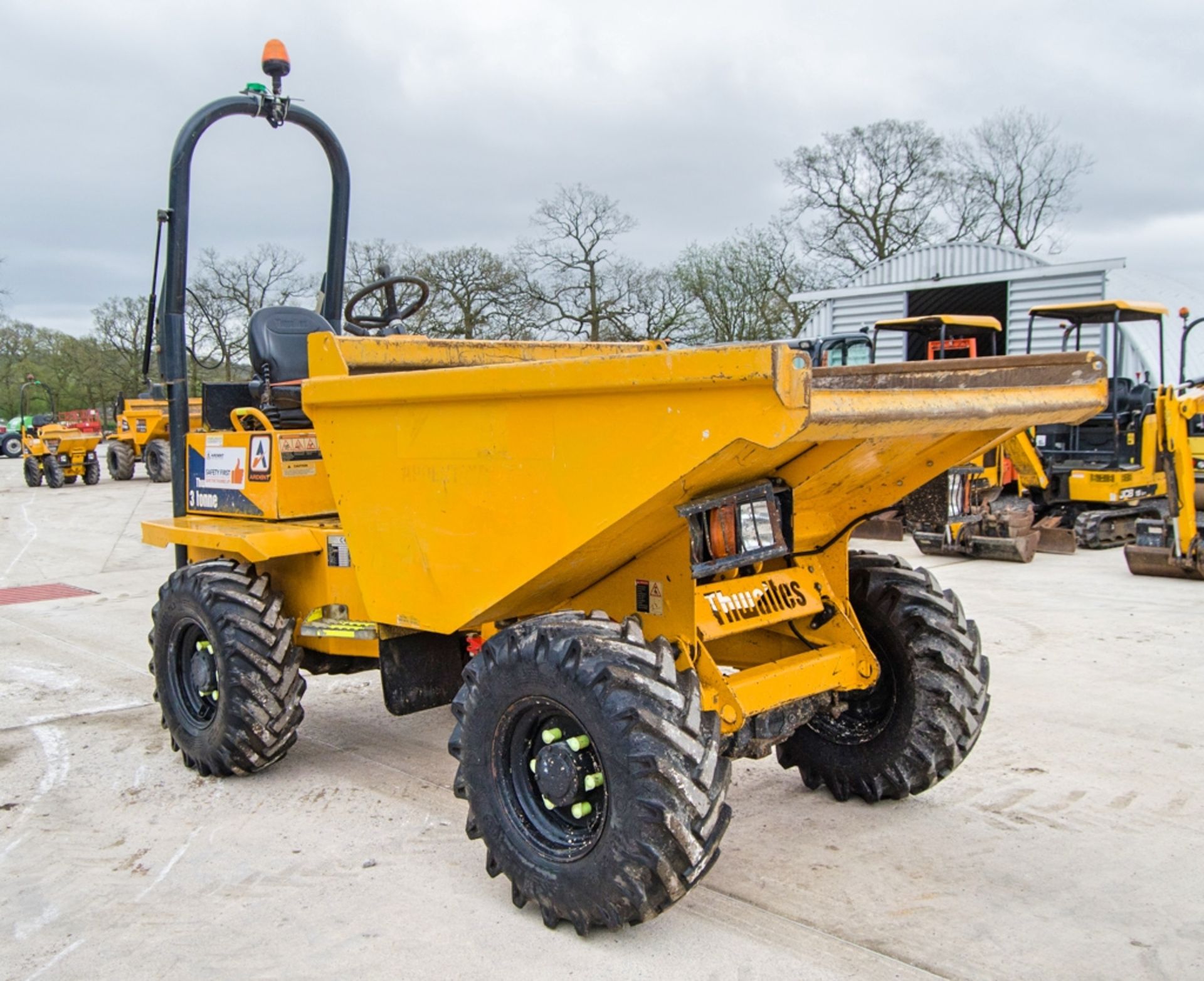 Thwaites 3 tonne straight skip dumper Year: 2019 S/N: 915E5258 Recorded Hours: 1041 03DU0113 - Image 2 of 22