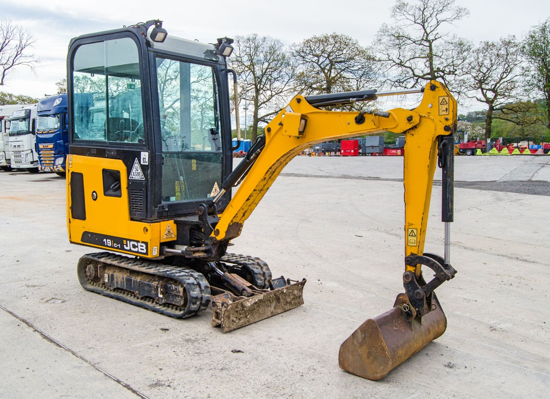 JCB 19 C-1 1.9 tonne rubber tracked mini excavator Year: 2017 S/N: 2494021 Recorded Hours: 1063 - Image 2 of 26
