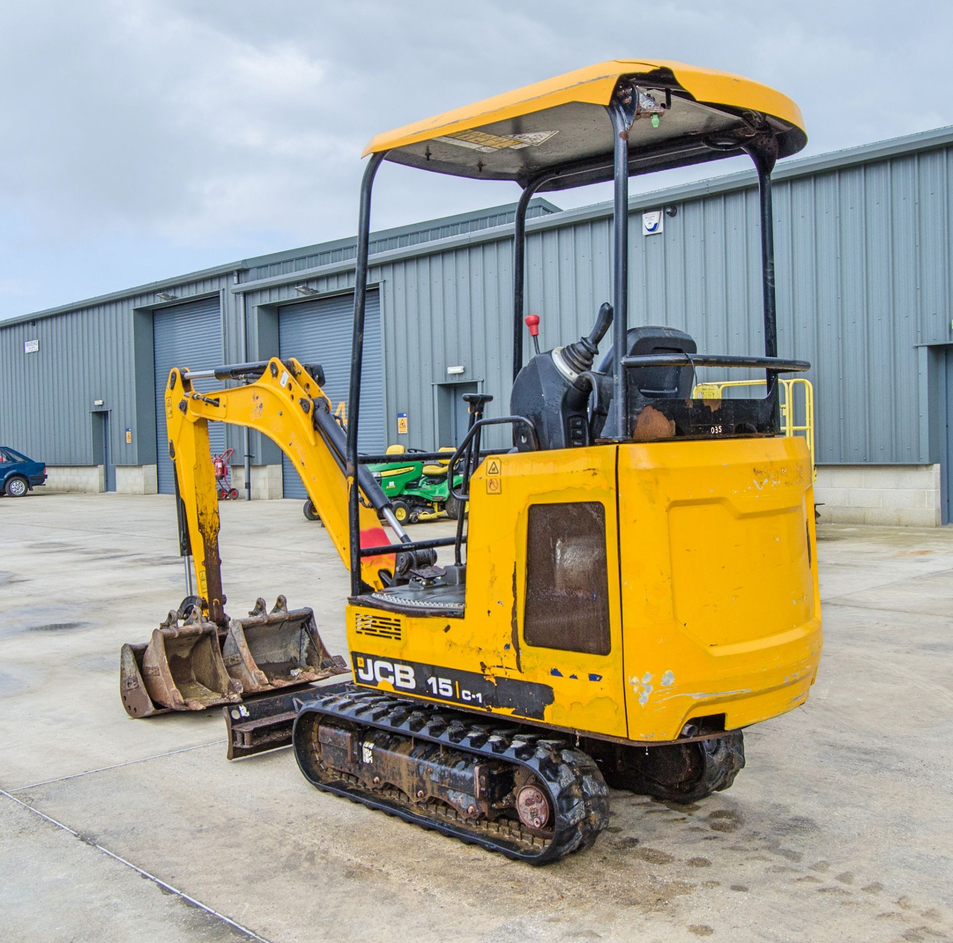 JCB 15C-1 1.5 tonne rubber tracked mini excavator Year: 2019 S/N: 2710395 Recorded Hours: 1300 - Image 4 of 24