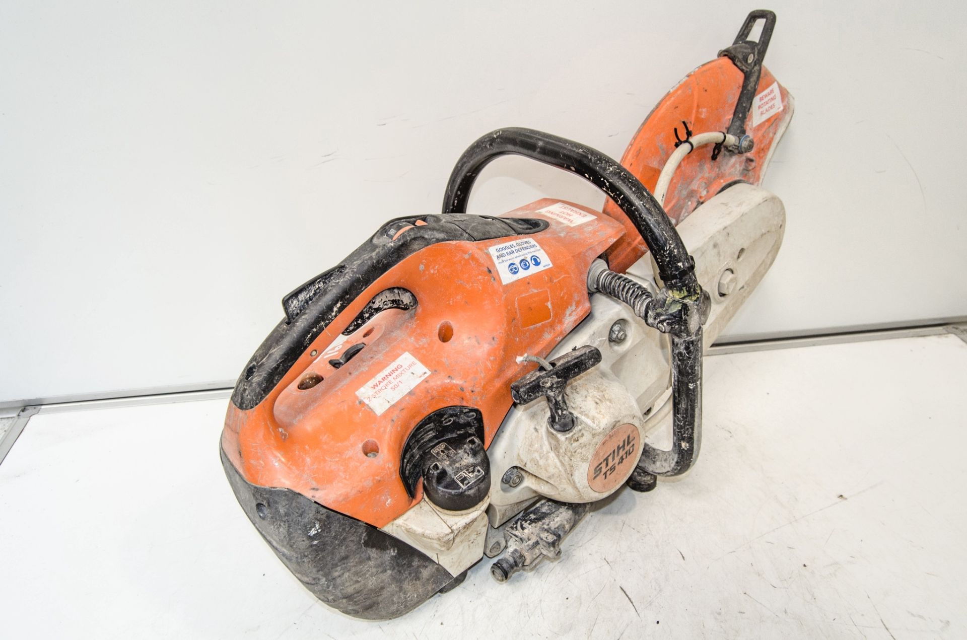 Stihl TS410 petrol driven cut off saw A981894 - Image 2 of 2