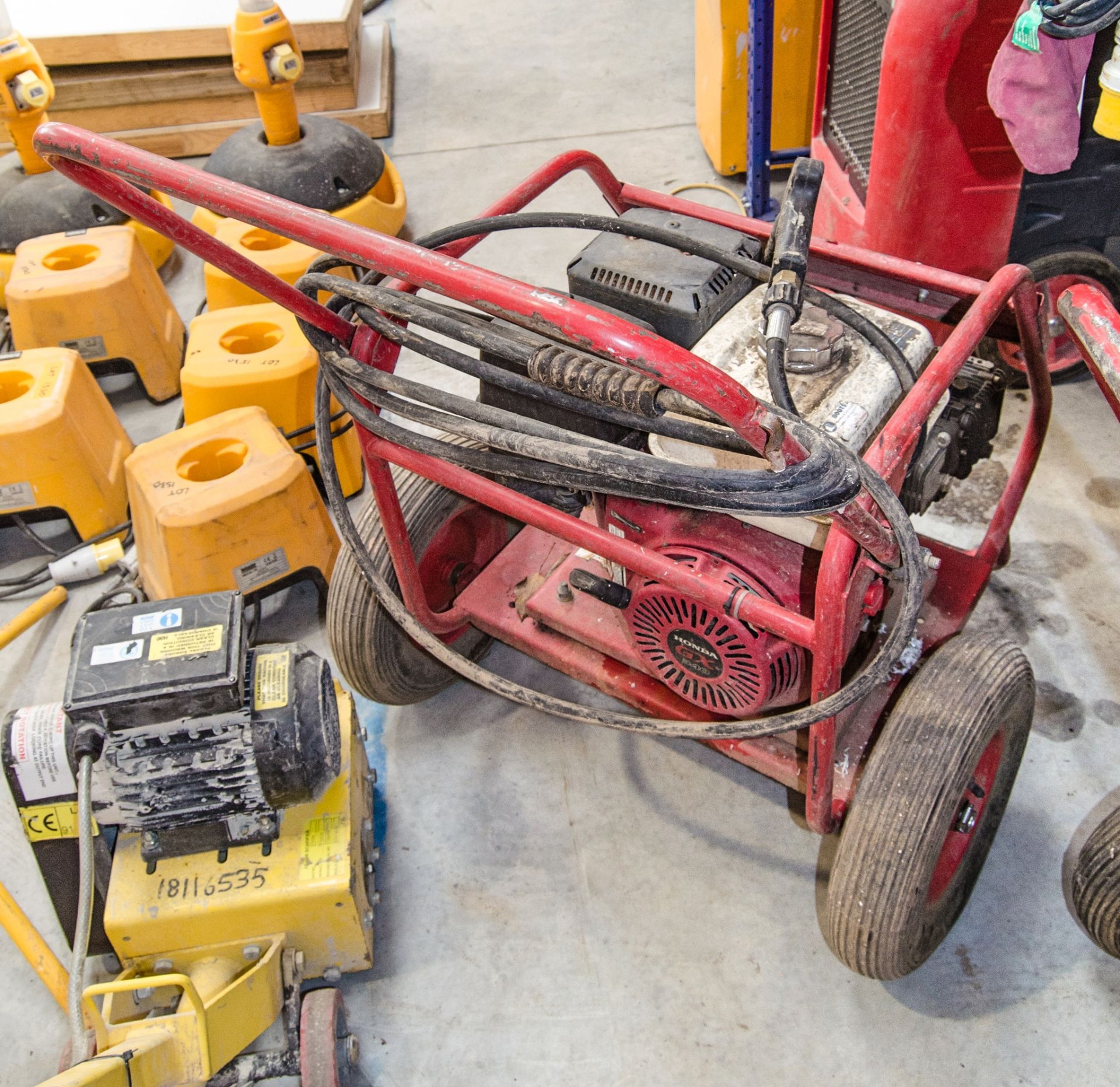 Demon petrol driven pressure washer c/w hose and lance - Image 2 of 2