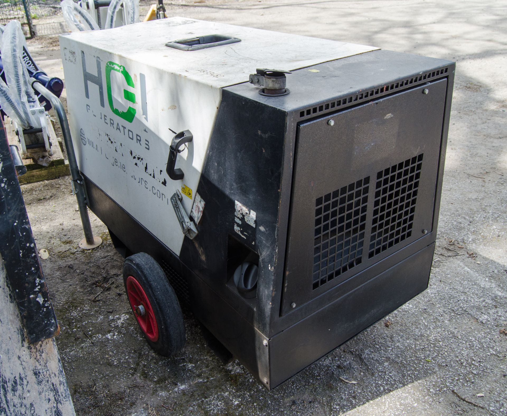 HGI SKD100-110 kva diesel driven generator S/N: 2922510 Recorded Hours: 8179 A833462 - Image 2 of 5