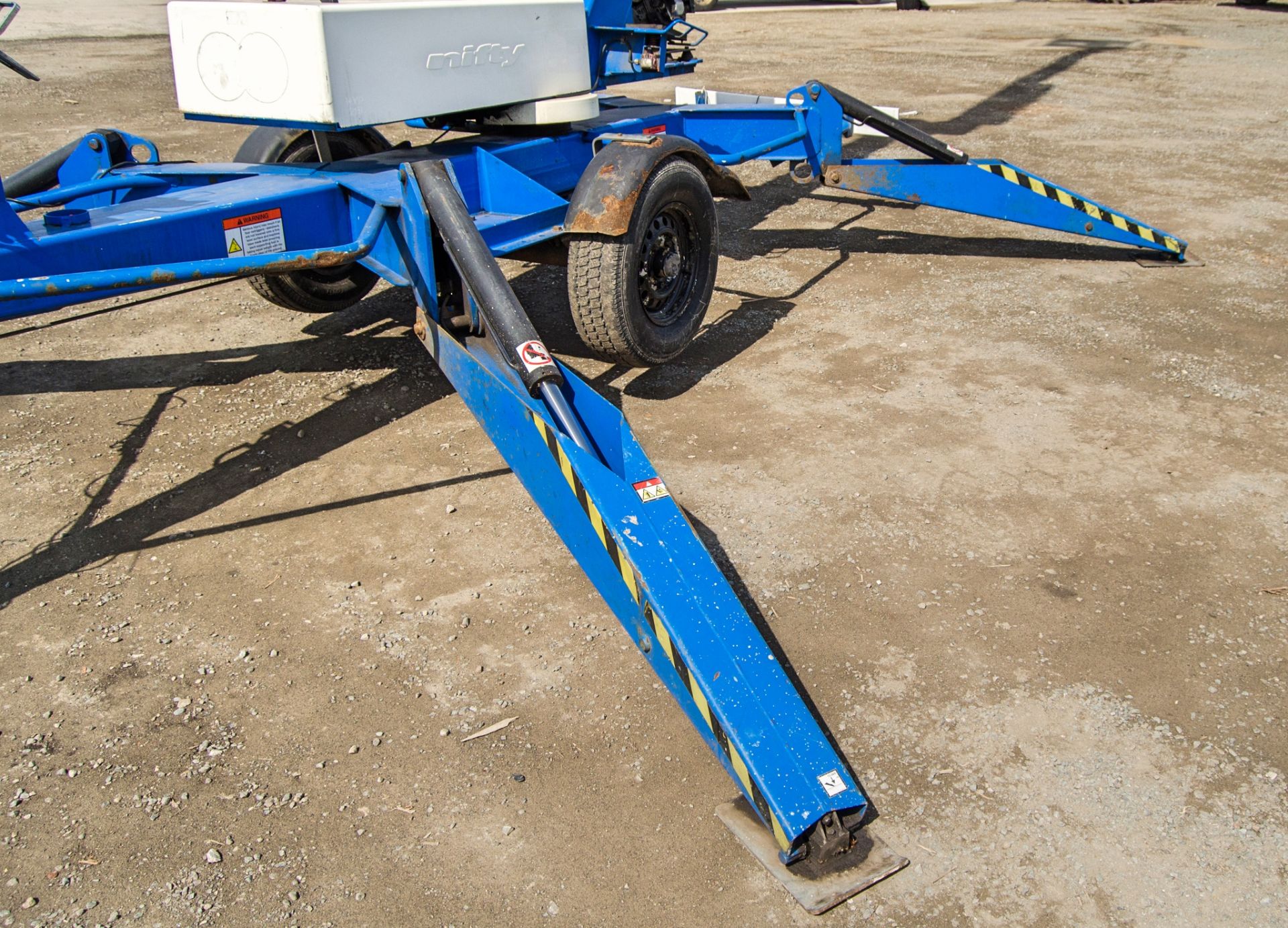 Nifty 170 HPE battery electric/petrol fast tow mobile articulated boom lift access platform Year: - Image 12 of 17