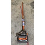 MBW pneumatic soil pick