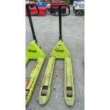 Pramac 2500kg hand hydraulic pallet truck 2420746