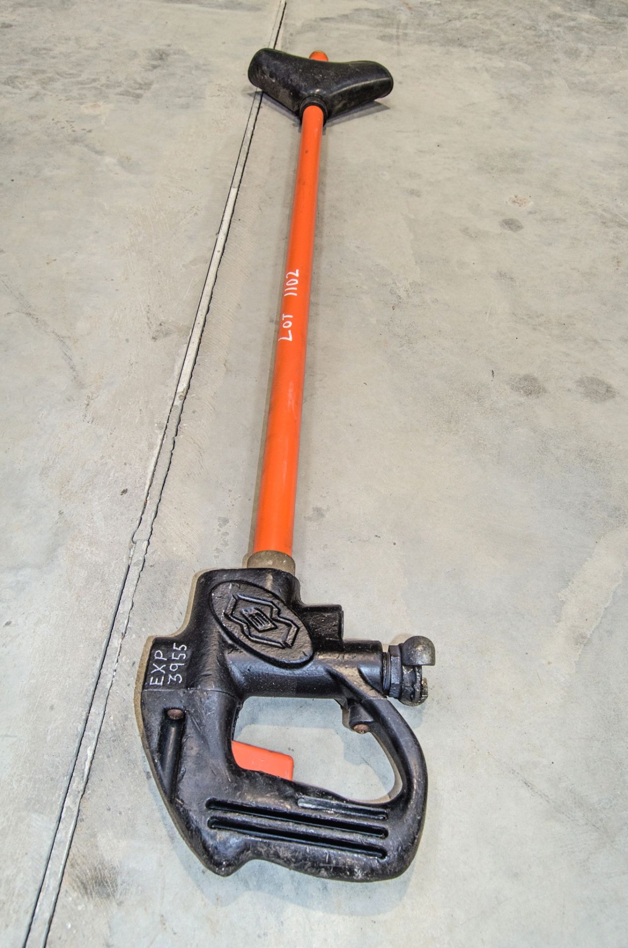 MBW pneumatic soil pick EXP3955